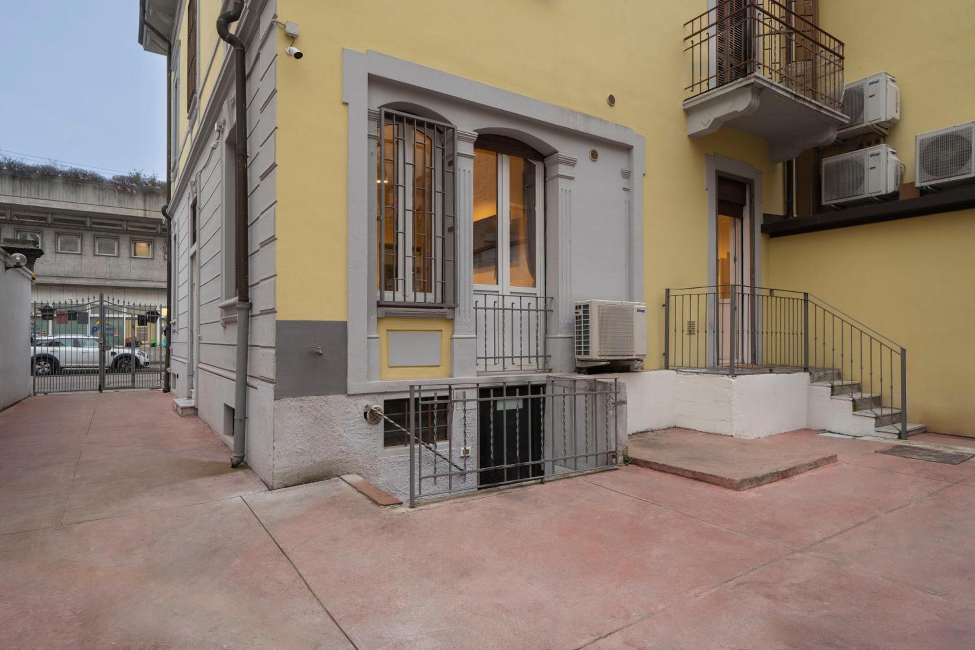 Loreto Prestige - Parking Free & Bulb Gym Milan Exterior photo